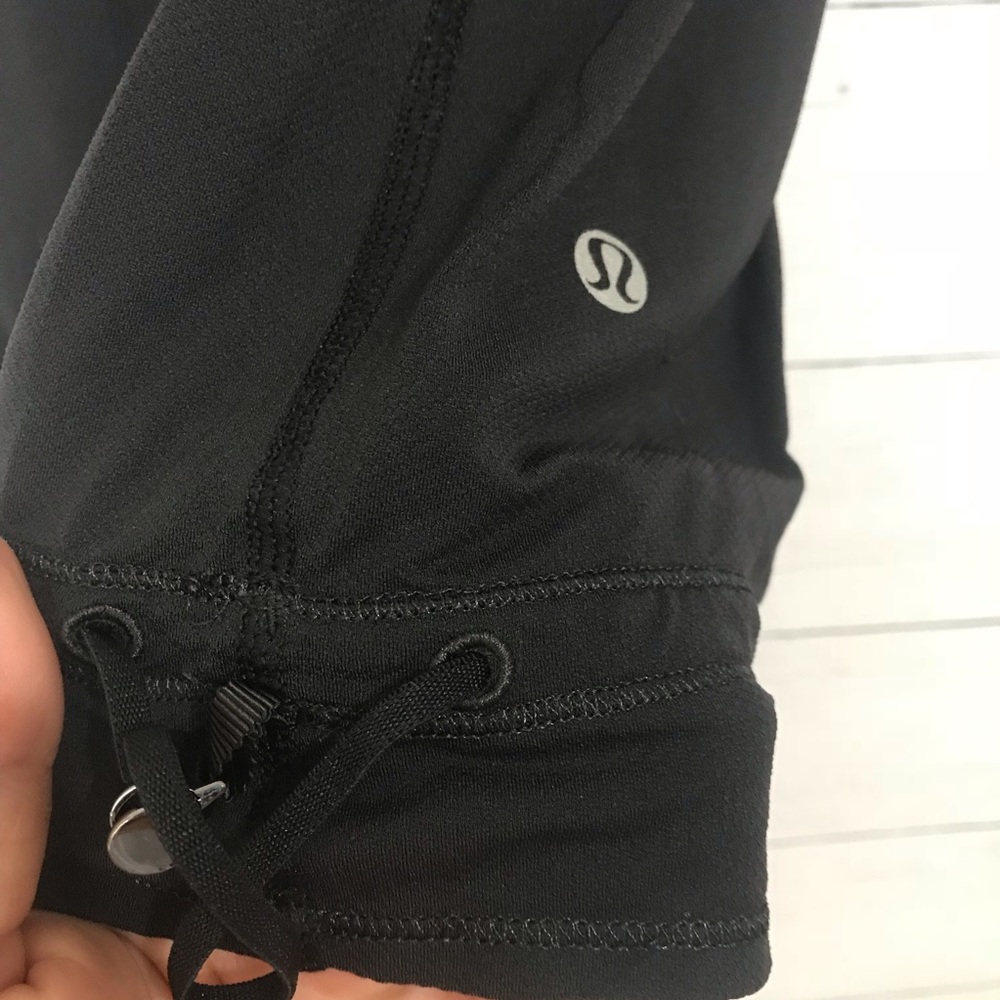 Lululemon Run: Ta Ta Topper - image 6